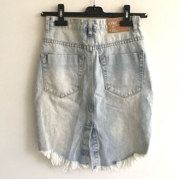 One TEASPOON High Rise Mini Jean Skirt Destroyed Blue 25 - Picture 8 of 10